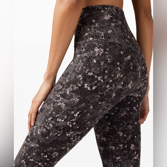 Lululemon Align Pant II 25"
Equalized Multi - Picture 2 of 9